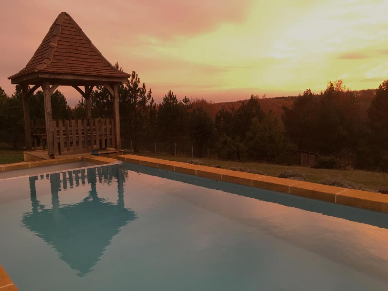 Bed and Breakfast Le Lion D'Or En Perigord Mauzac-et-Grand-Castang Экстерьер фото
